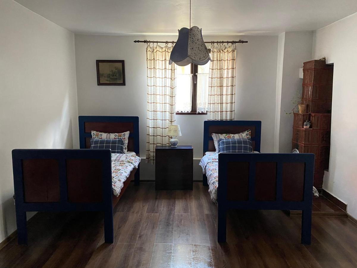 Casa De Vacanta Potoc Bagian luar foto